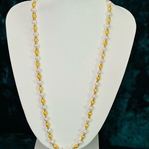 Elegant Gold and Pearl Beaded Necklace - Women Jewelry